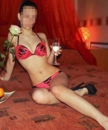 Василиса, 25 лет, 2 размер груди